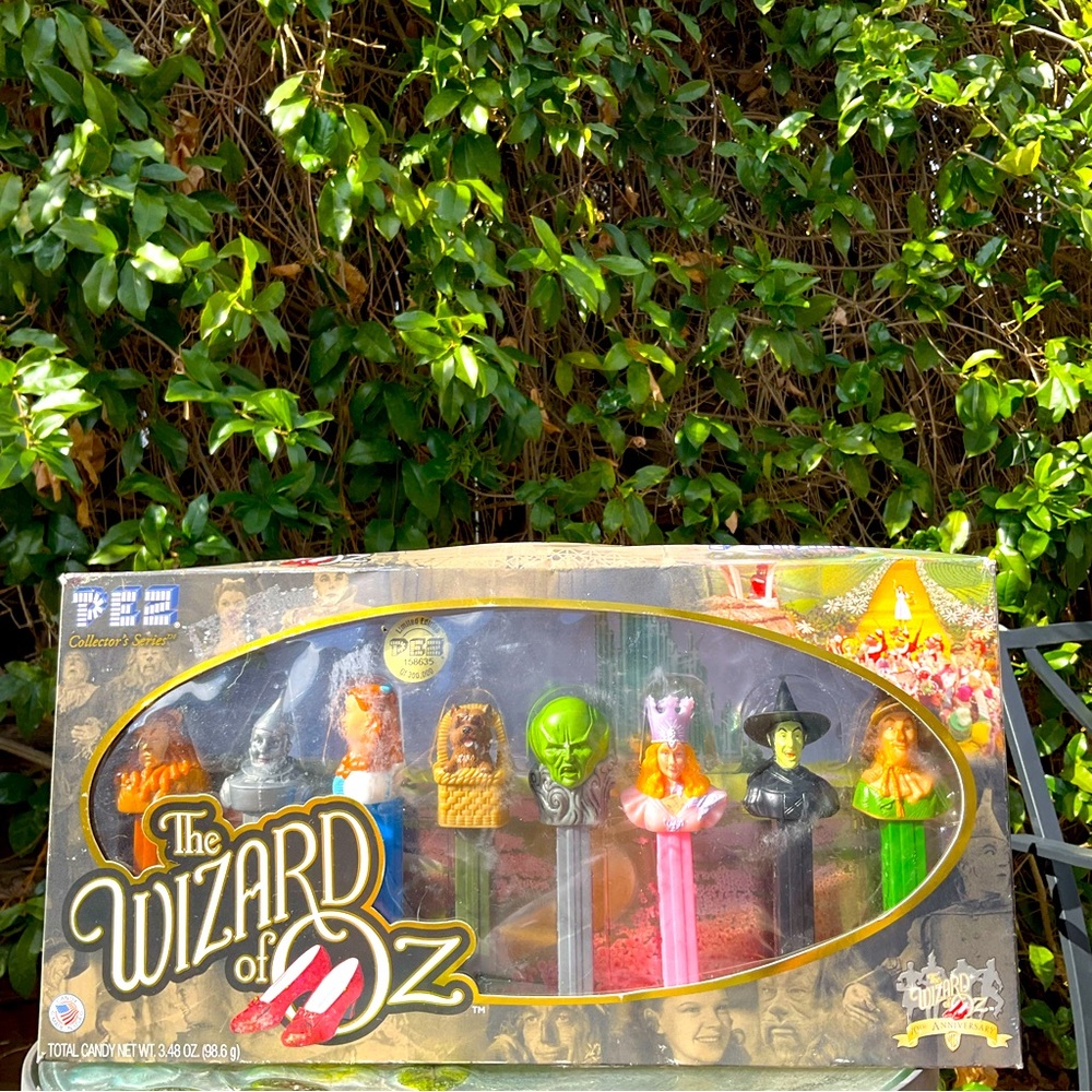 PEZ The Wizard of Oz 60th Anniversary Collector’s Series Memorabilia